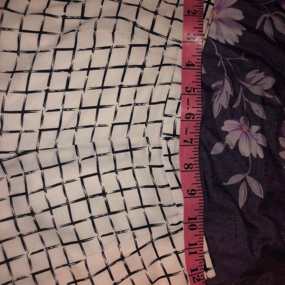 Capris - Picture 3 of 5